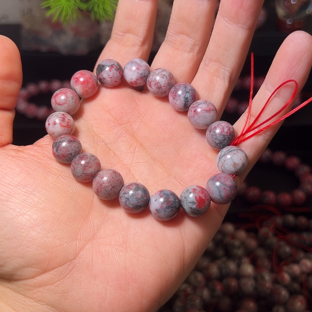 芷***涵天然辰砂原石手串