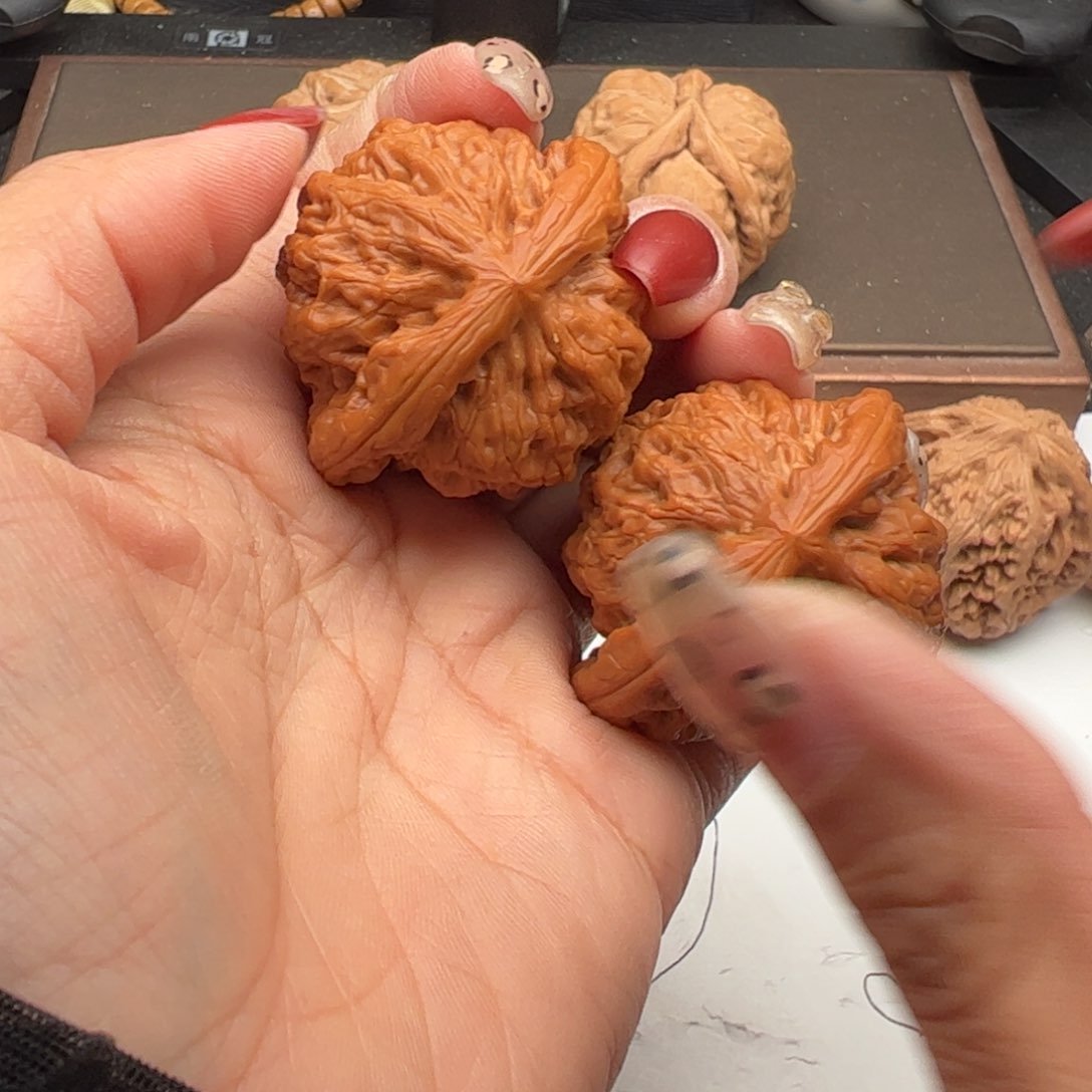 文玩核桃吊坠滢金公子44