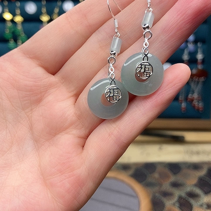 石英质玉耳钉银S925镶嵌