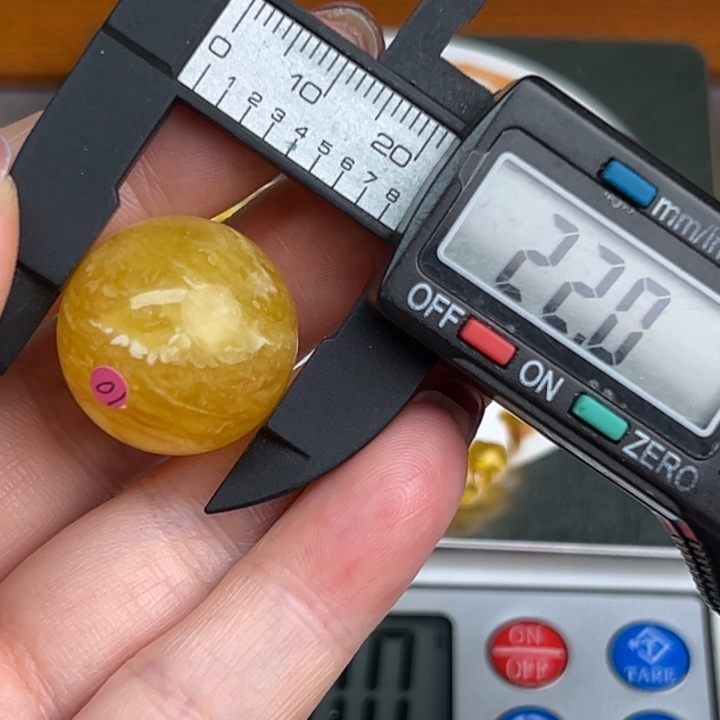 琥珀裸石未镶嵌微瑕560