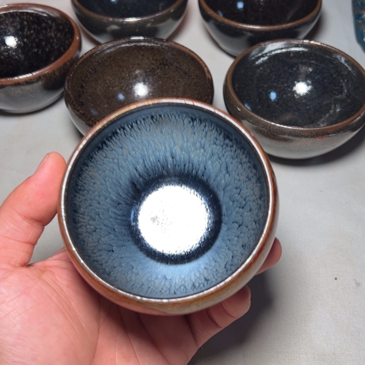 李英黑底大漆工艺主人杯