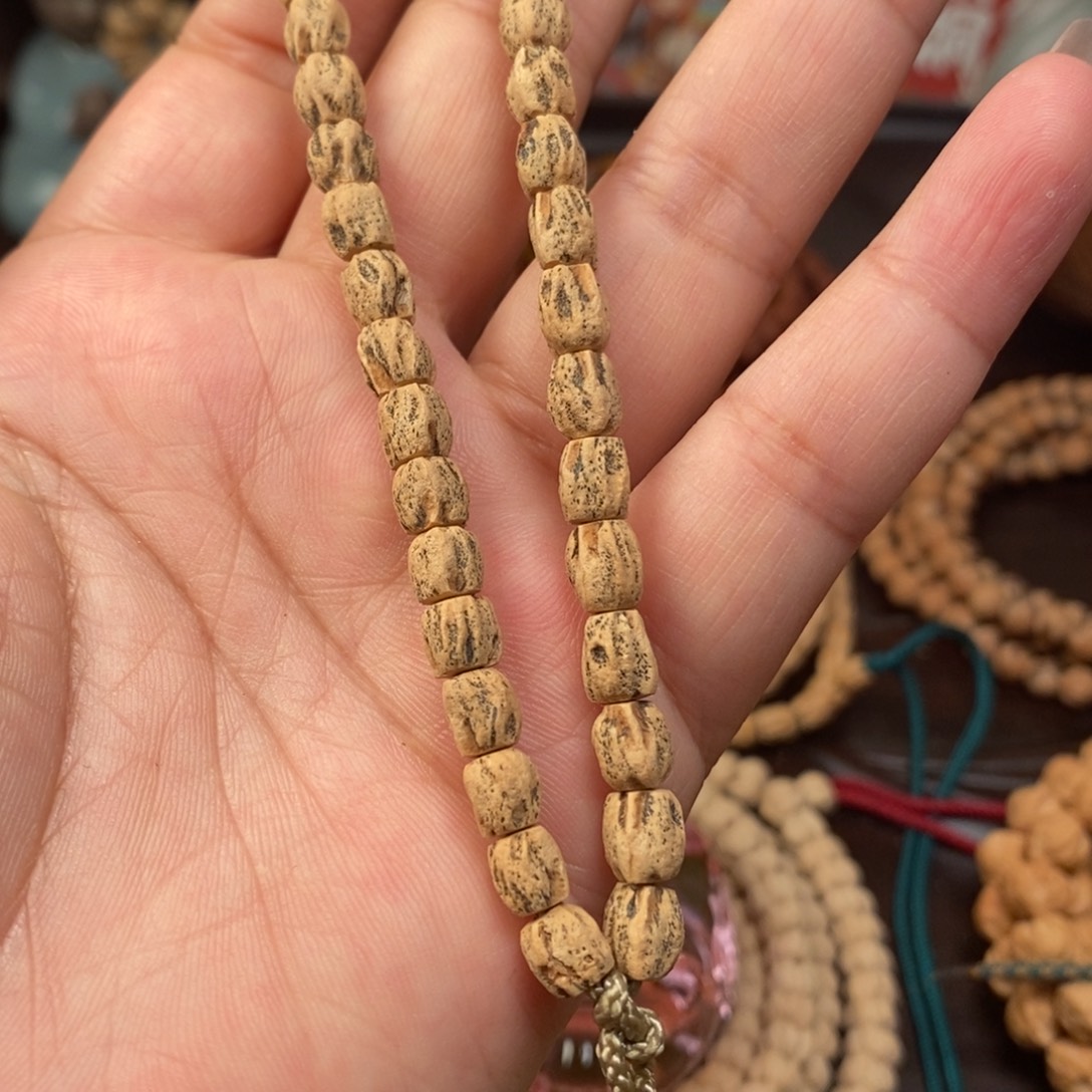 出***.柏香籽/百香籽吊坠