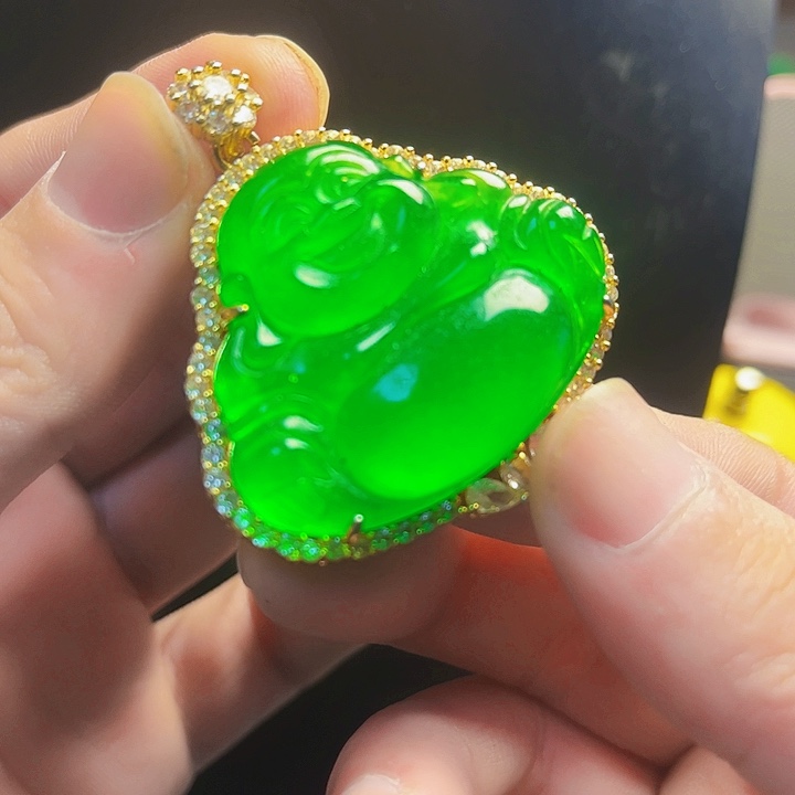 翡翠14K金镶嵌颈饰