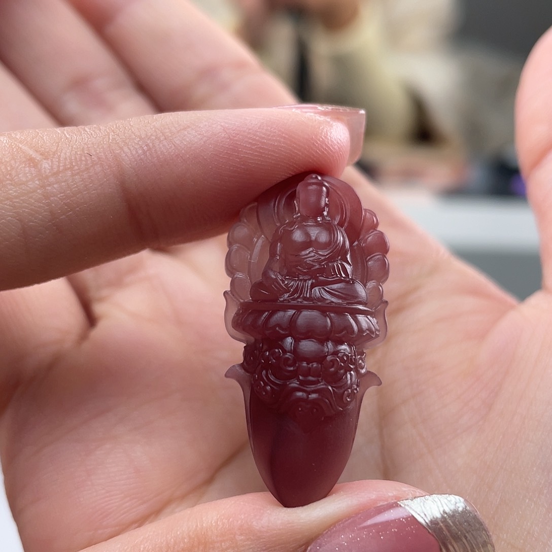 南红玛瑙南红玛瑙未镶嵌二****格