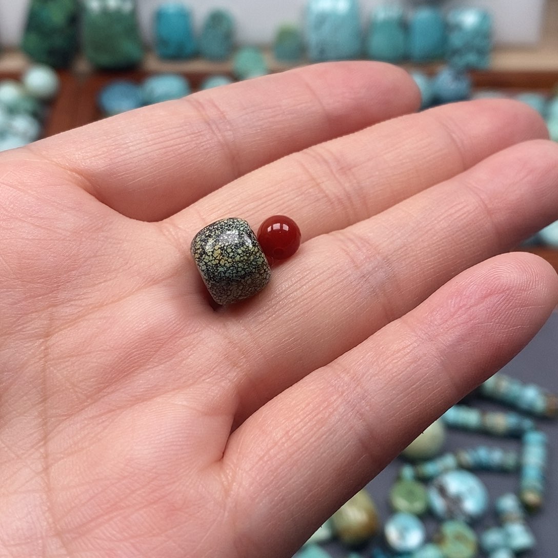 南红玛瑙珠宝奇石未镶嵌?