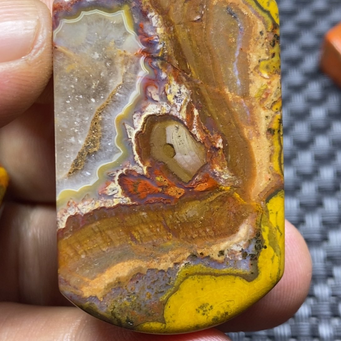 尚***长玛瑙/玉髓未镶嵌颈饰