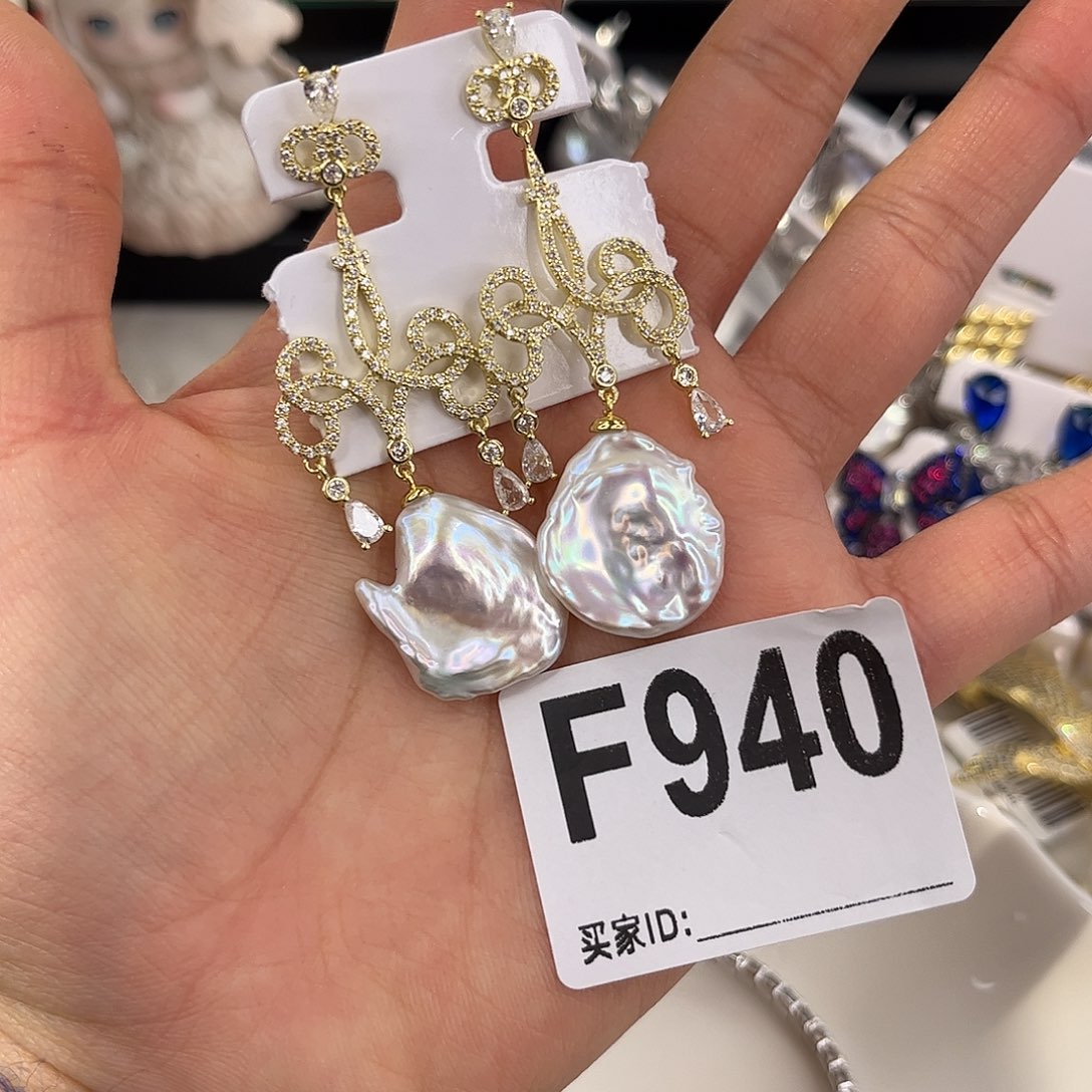 合金耳饰淡水珍珠