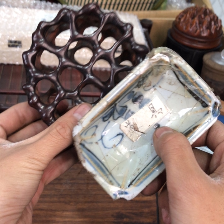 陶瓷孤品单件车里拍