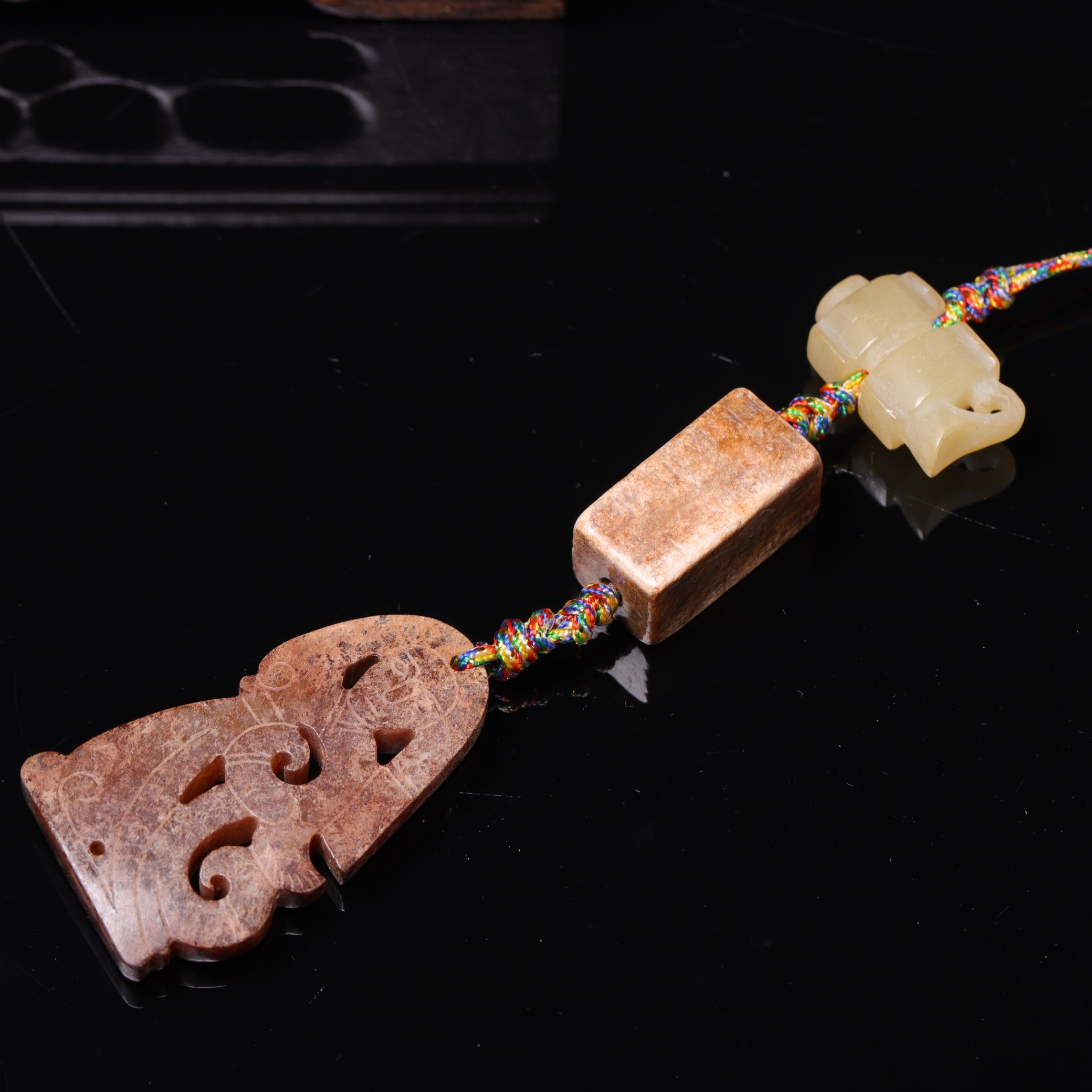 2124明代和田玉多宝串2390