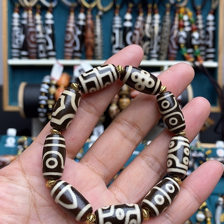 玛瑙/玉髓颈饰合金