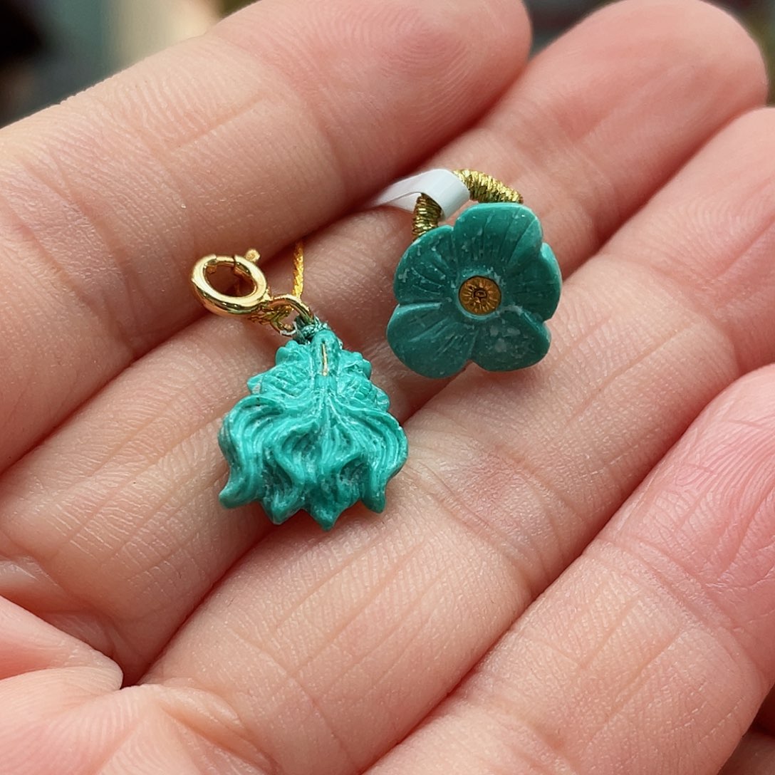 绿松石颈饰未镶嵌