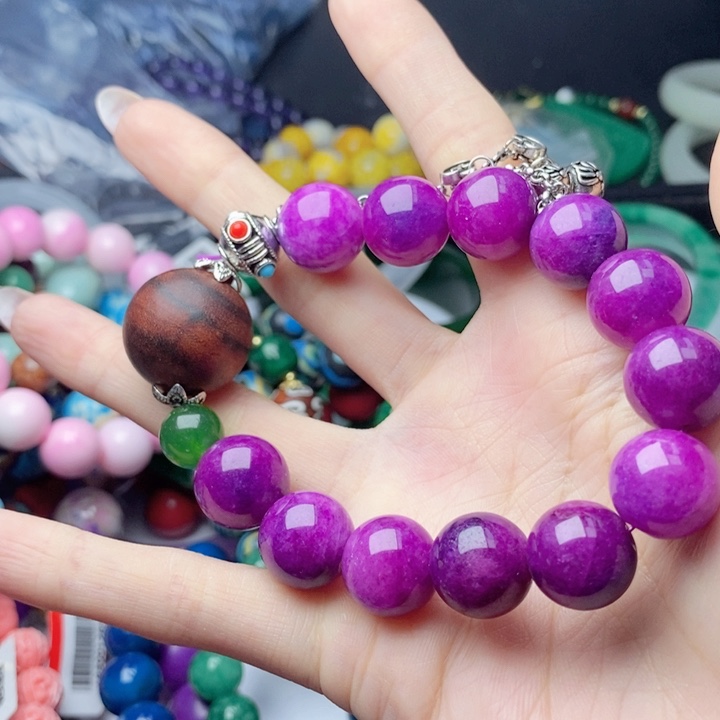 老板娘的专属182手串