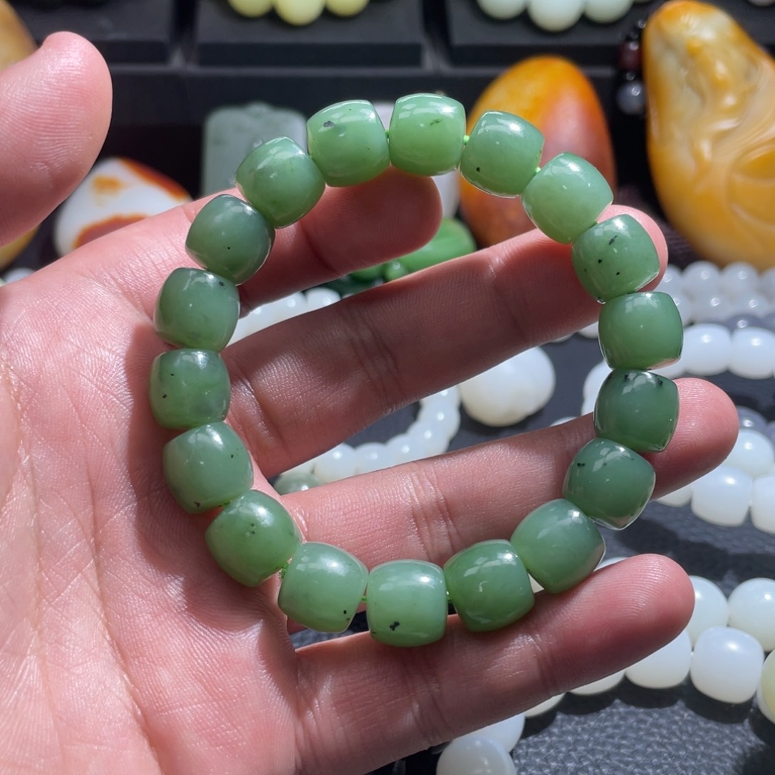 和田玉手串未镶嵌