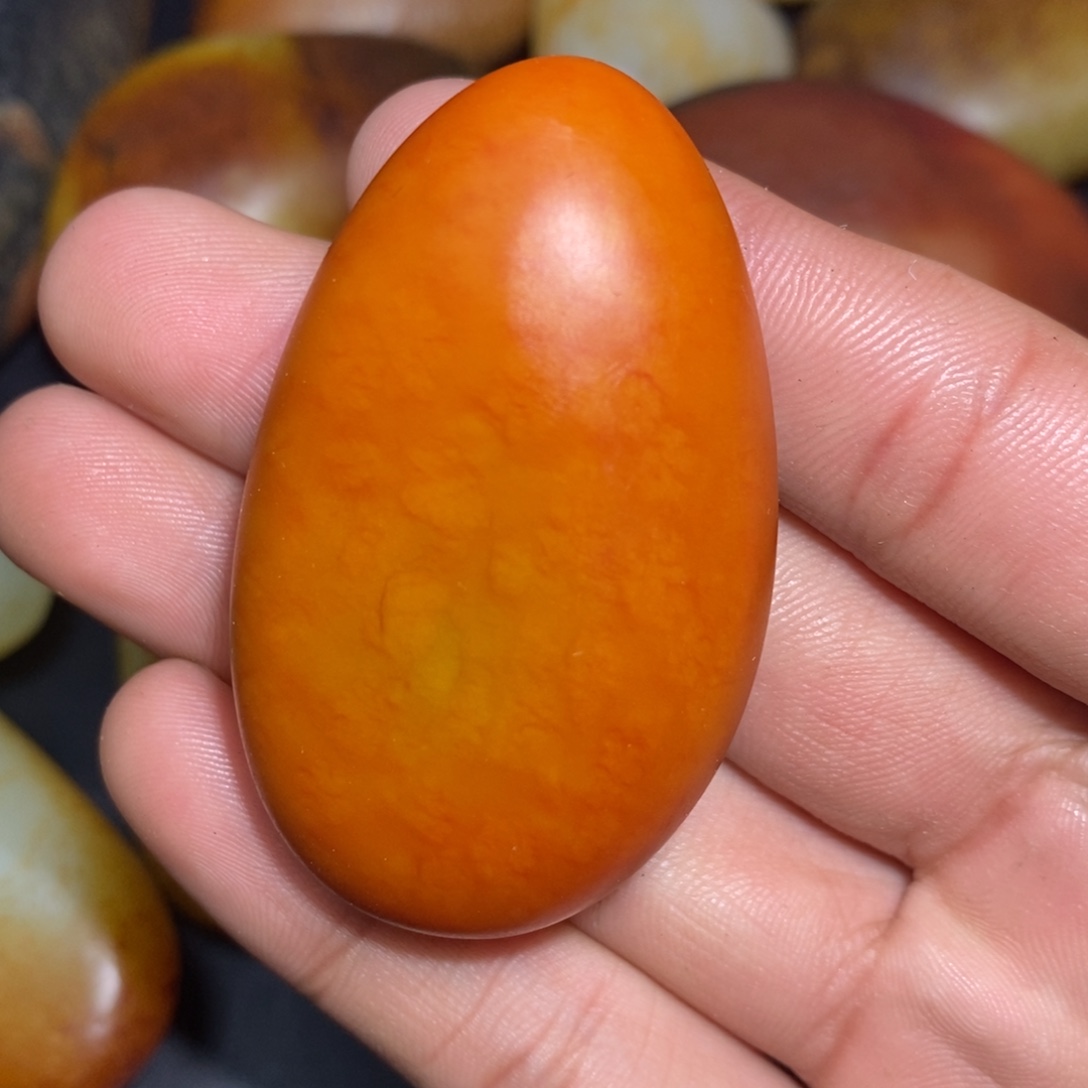 和田玉未镶嵌珠宝奇石