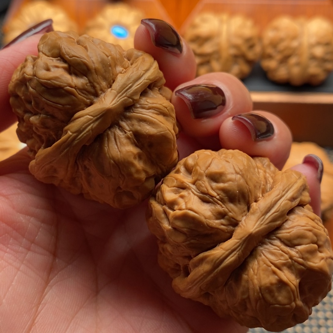 文玩核桃把件40尺寸哇哇