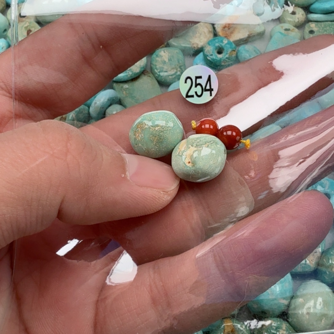 南红玛瑙未镶嵌珠宝奇石