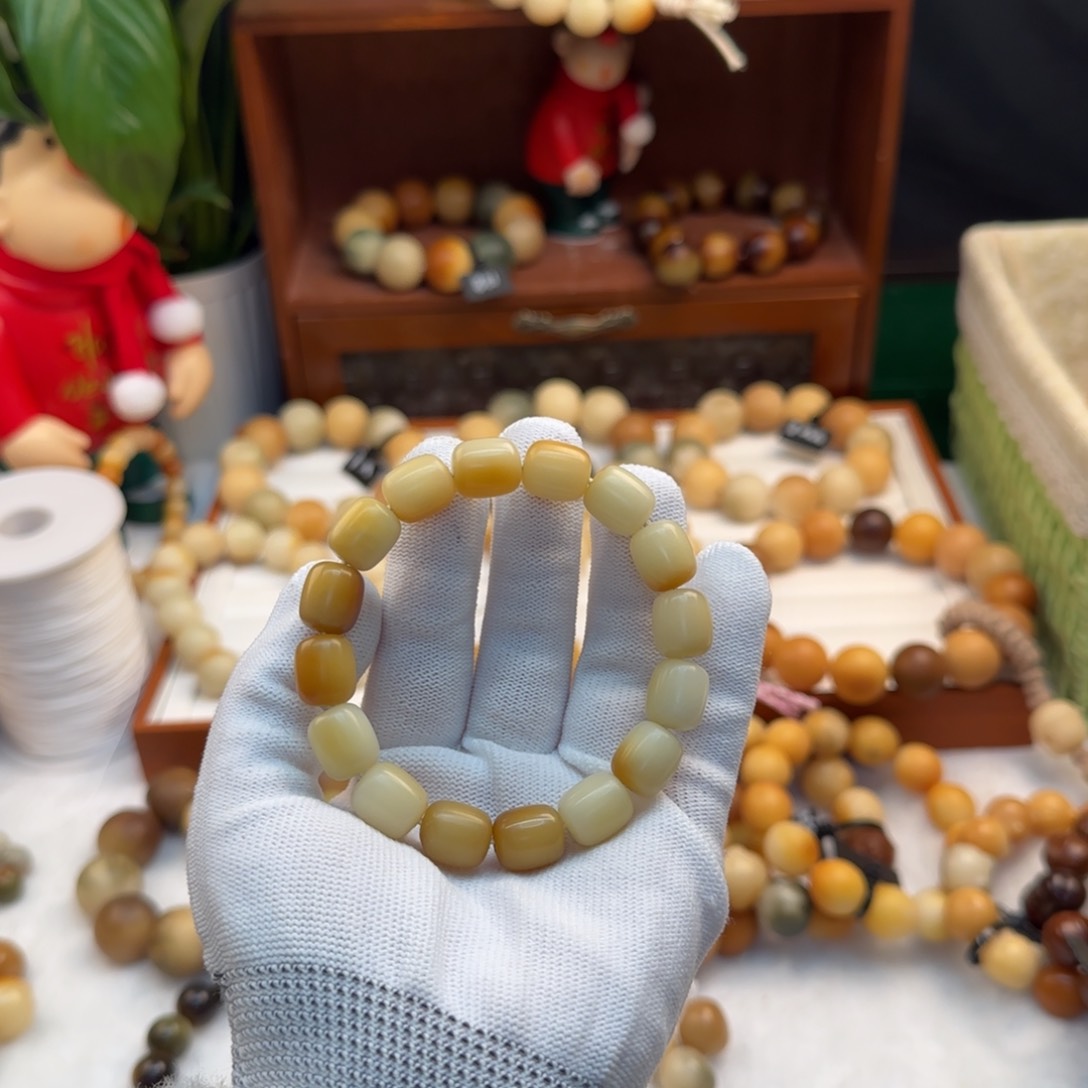 菩提根/象牙果手串卡13年糕干磨瑕疵