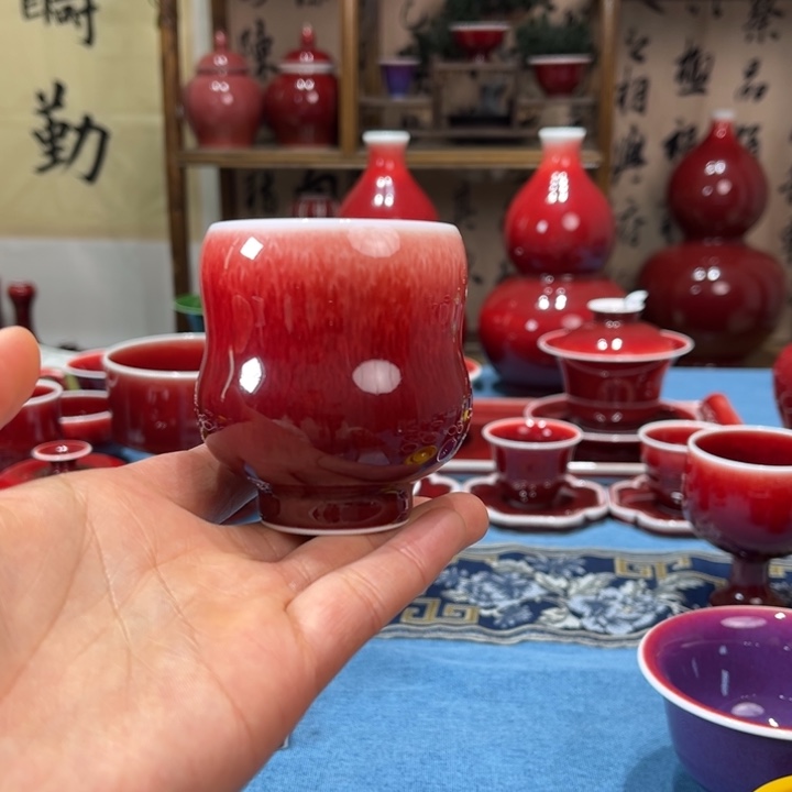 景德镇陶瓷花生杯