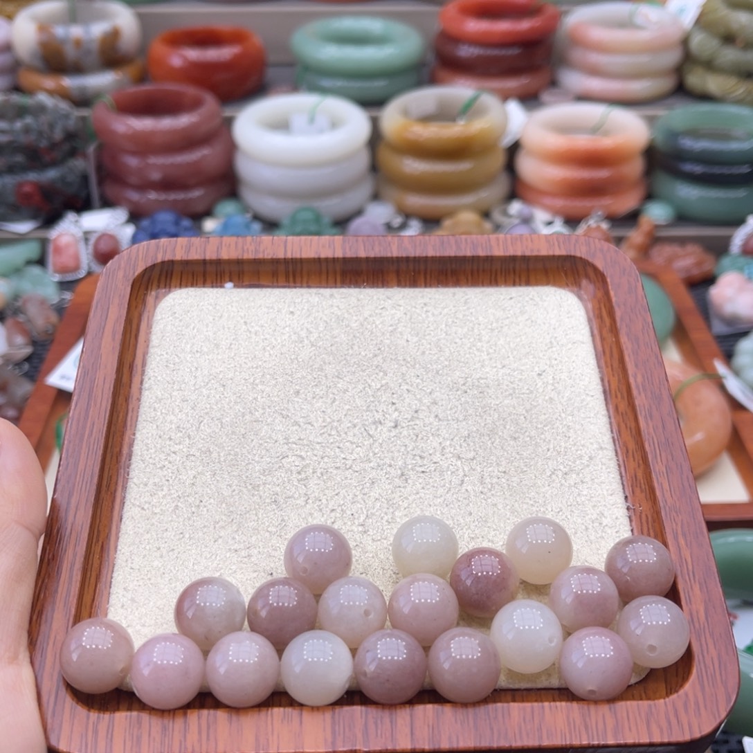 石英质玉未镶嵌手镯