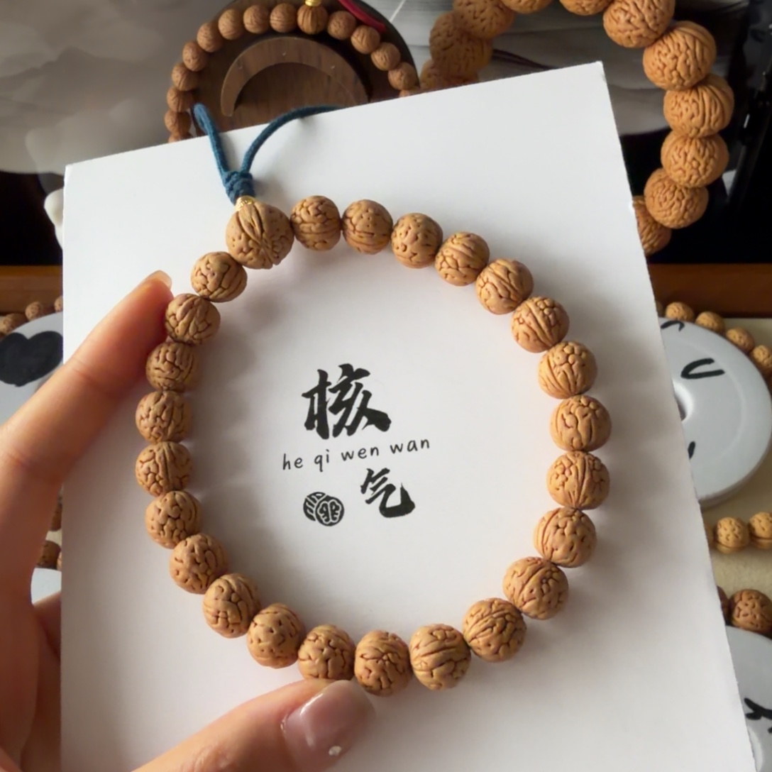 看***我野生奶油皮肌肉蛙