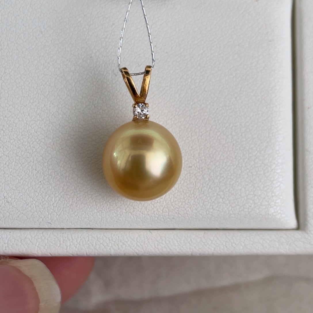 吊坠(不含链)海水珍珠18K金镶嵌12.1mm