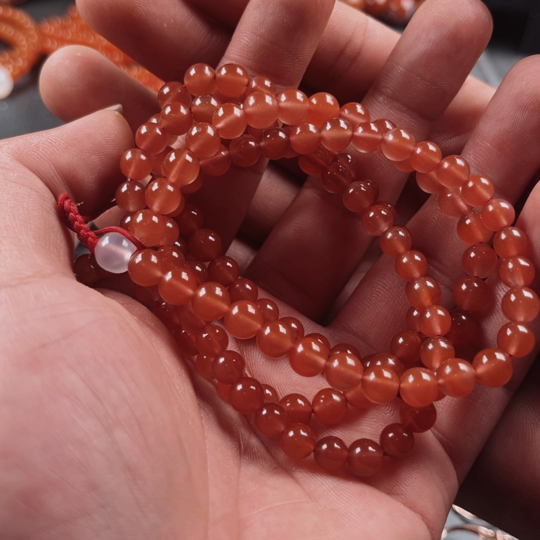 南红玛瑙手链未镶嵌