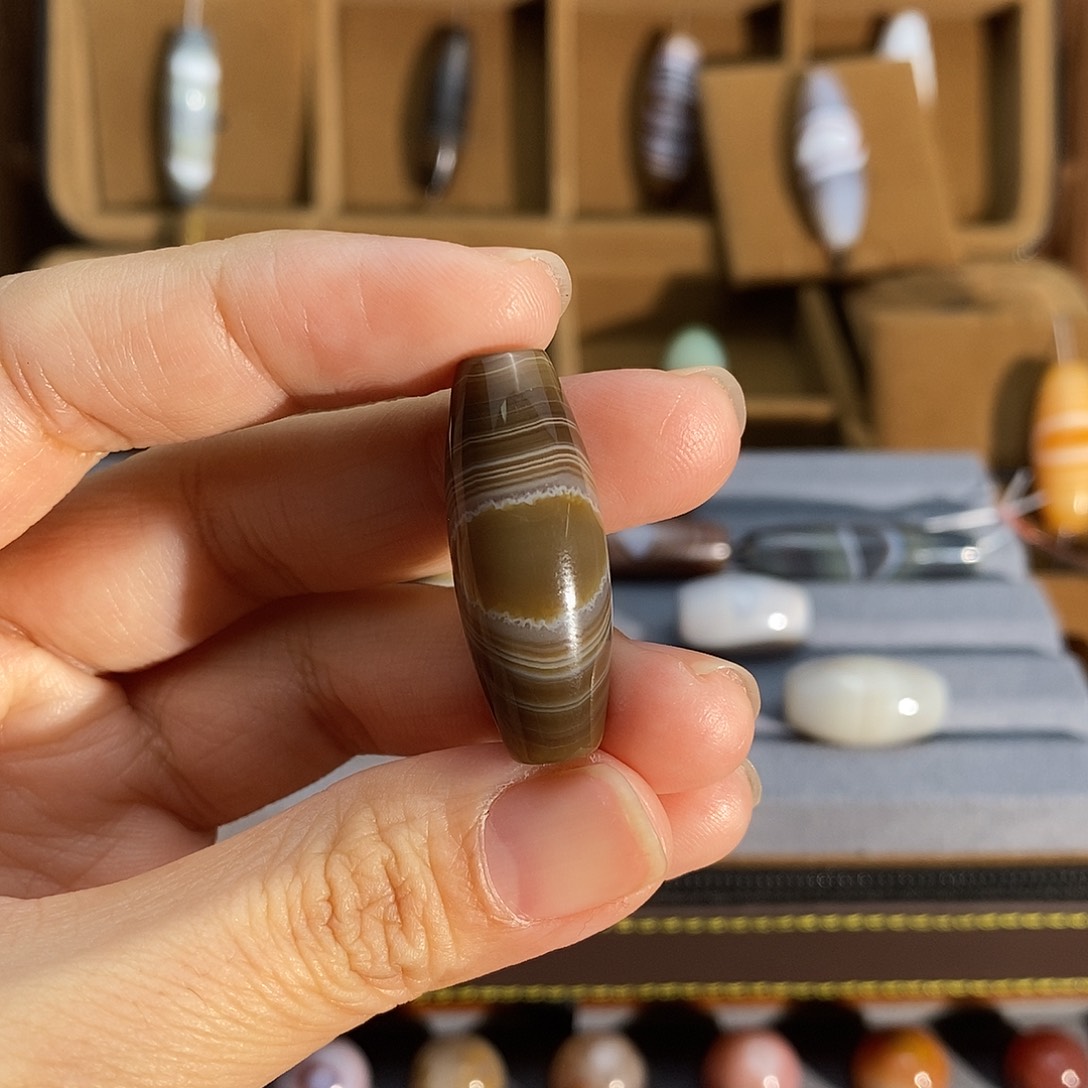 玛瑙/玉髓颈饰未镶嵌?*米