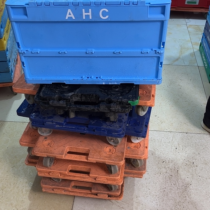 天***语厚款带盖子的箱子一个