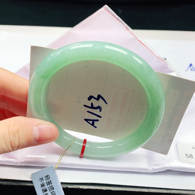 【闪购商品】翡翠手镯（圆镯）未镶嵌天然缅甸a货手镯58+