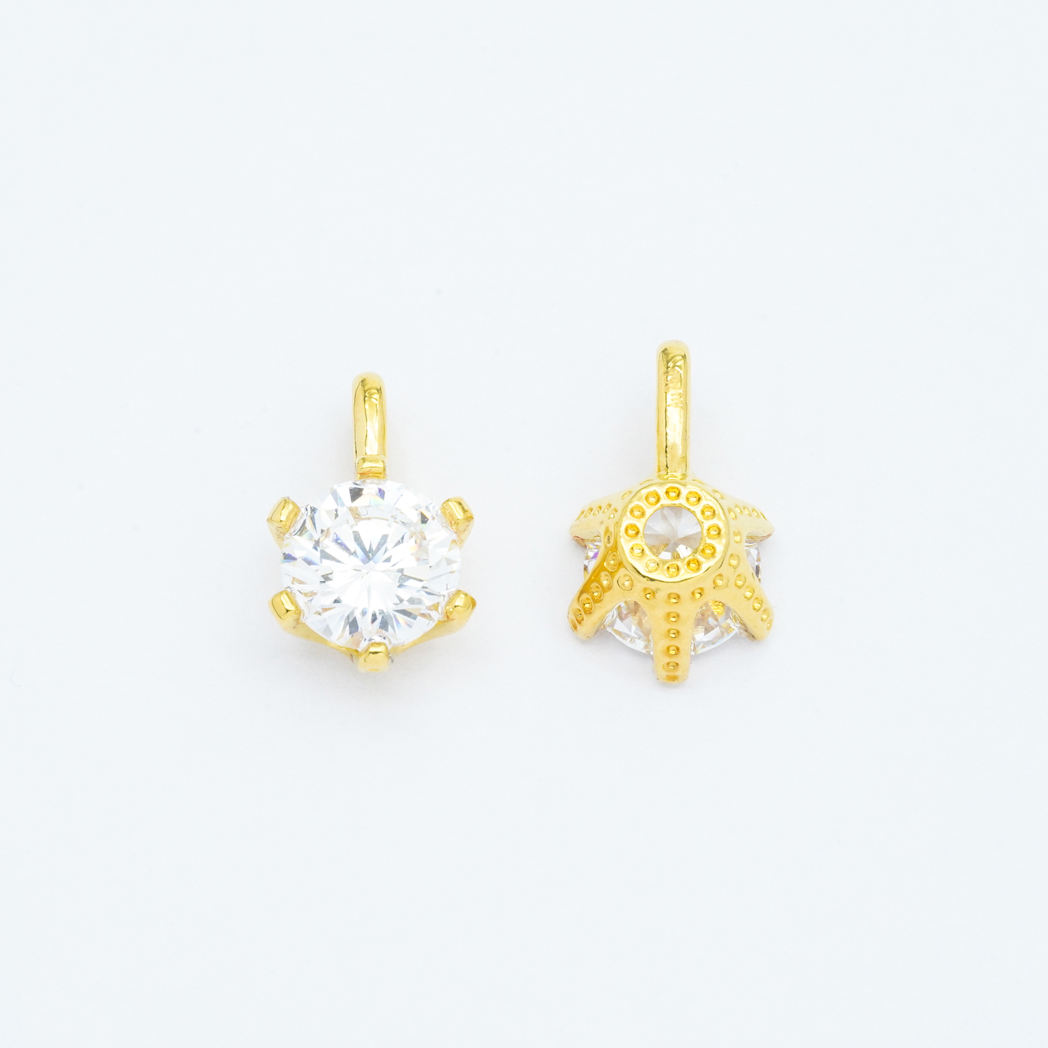 合成锆石【通体18k金】带钻六爪吊坠  约17.2mm*10.3mm【QL07280】