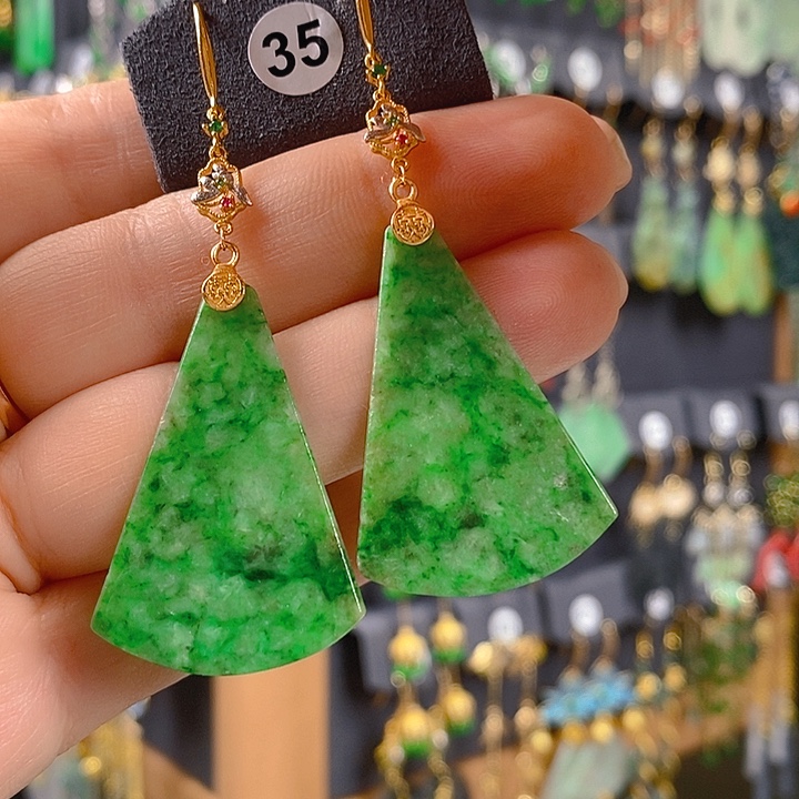 翡翠未镶嵌耳饰翡翠