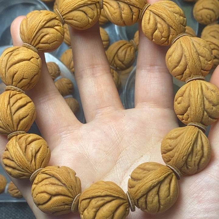 吊坠桃核秦岭山野生桃核