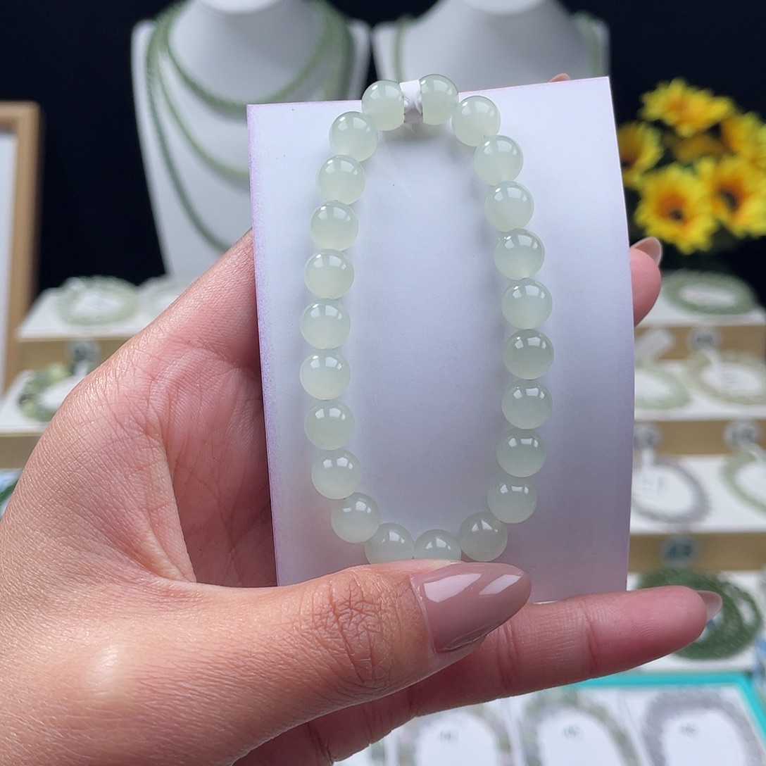 小***n和田玉未镶嵌手链