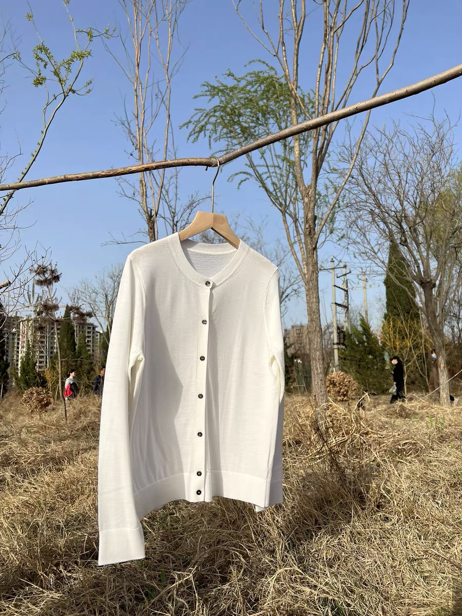 德国南毛扬子美丽诺极细羊毛圆领针织开衫女薄款宽松空调衫防晒衫