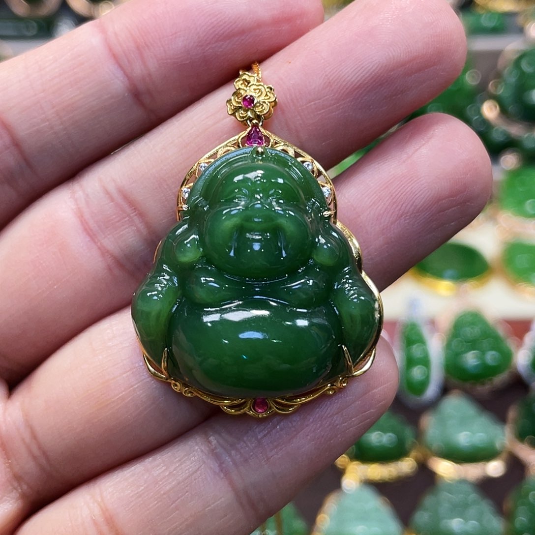 和田玉（碧玉）颈饰18K金镶嵌佛公30mm
