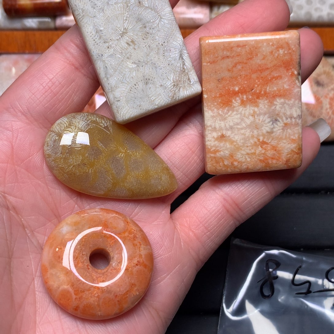 诠***诠硅化玉未镶嵌吊坠无事牌手排平安扣