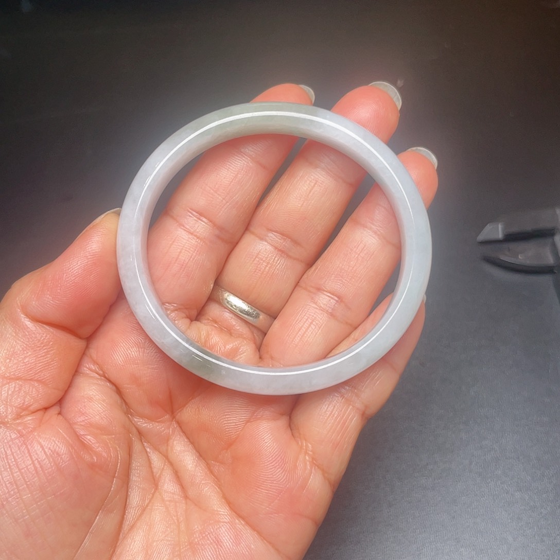 翡翠未镶嵌手镯冰种翡翠手镯