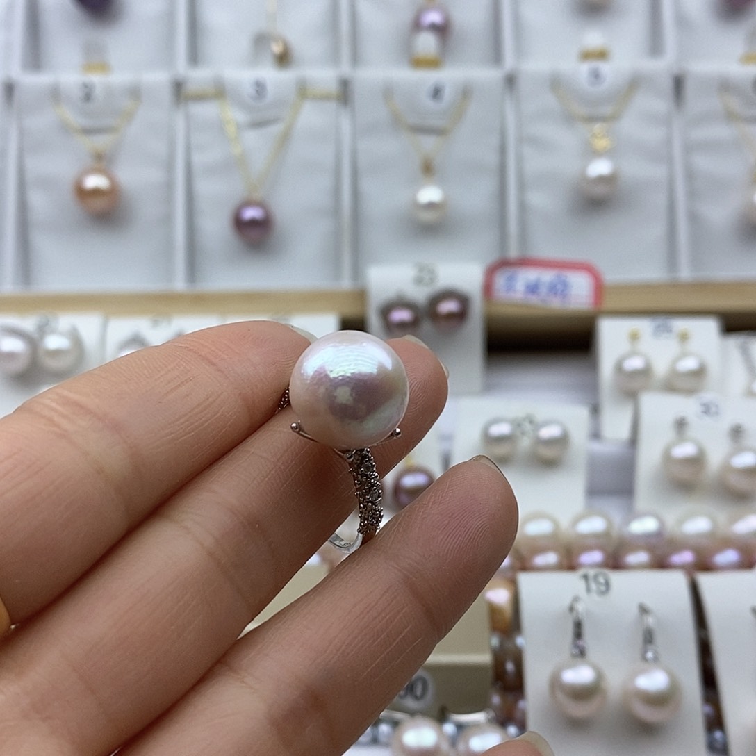 淡水珍珠吊坠(赠链)银S925镶嵌