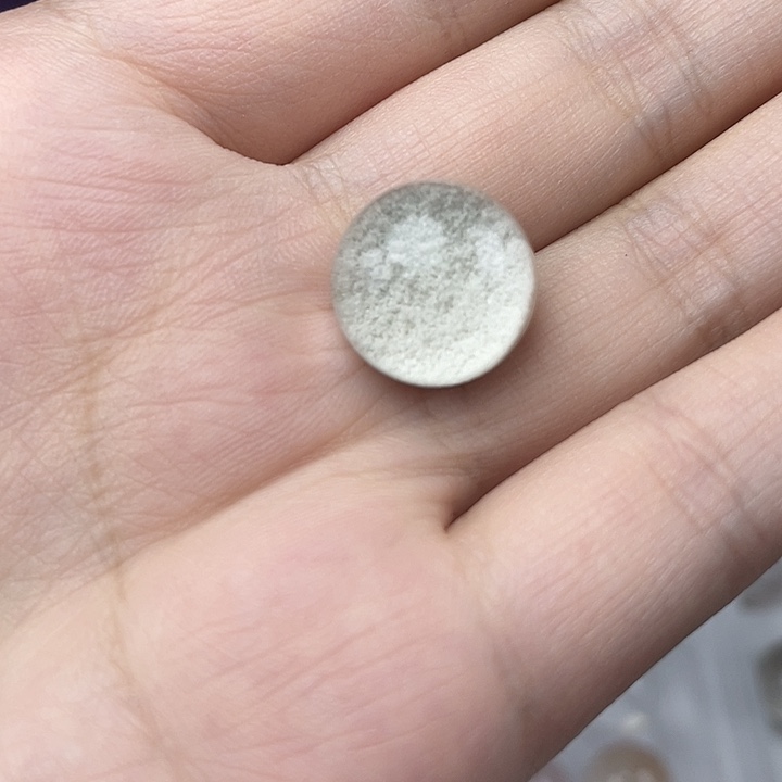 水晶手串未镶嵌哈**哦白幽灵