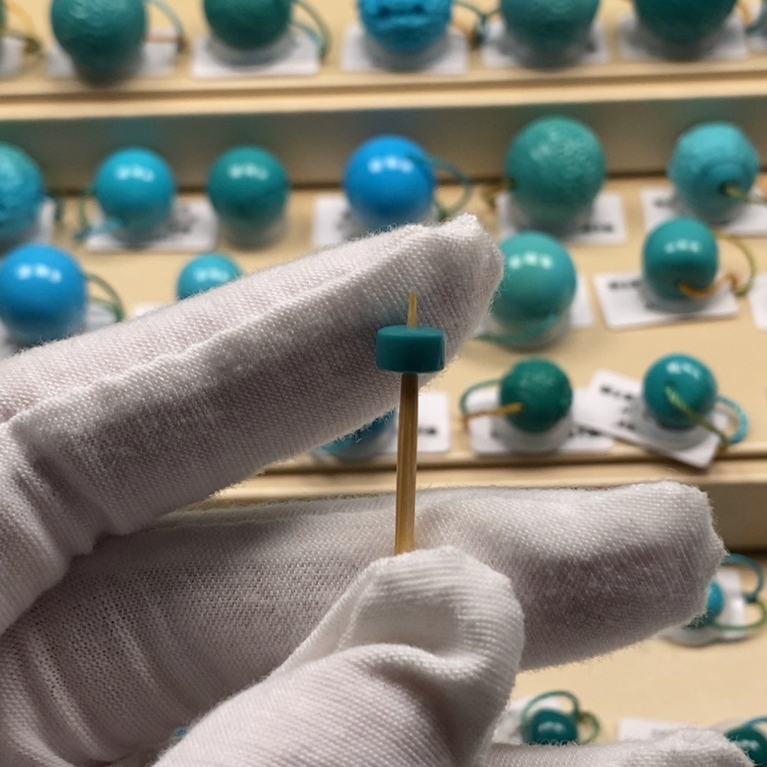 绿松石未镶嵌精品高瓷绿松石哦