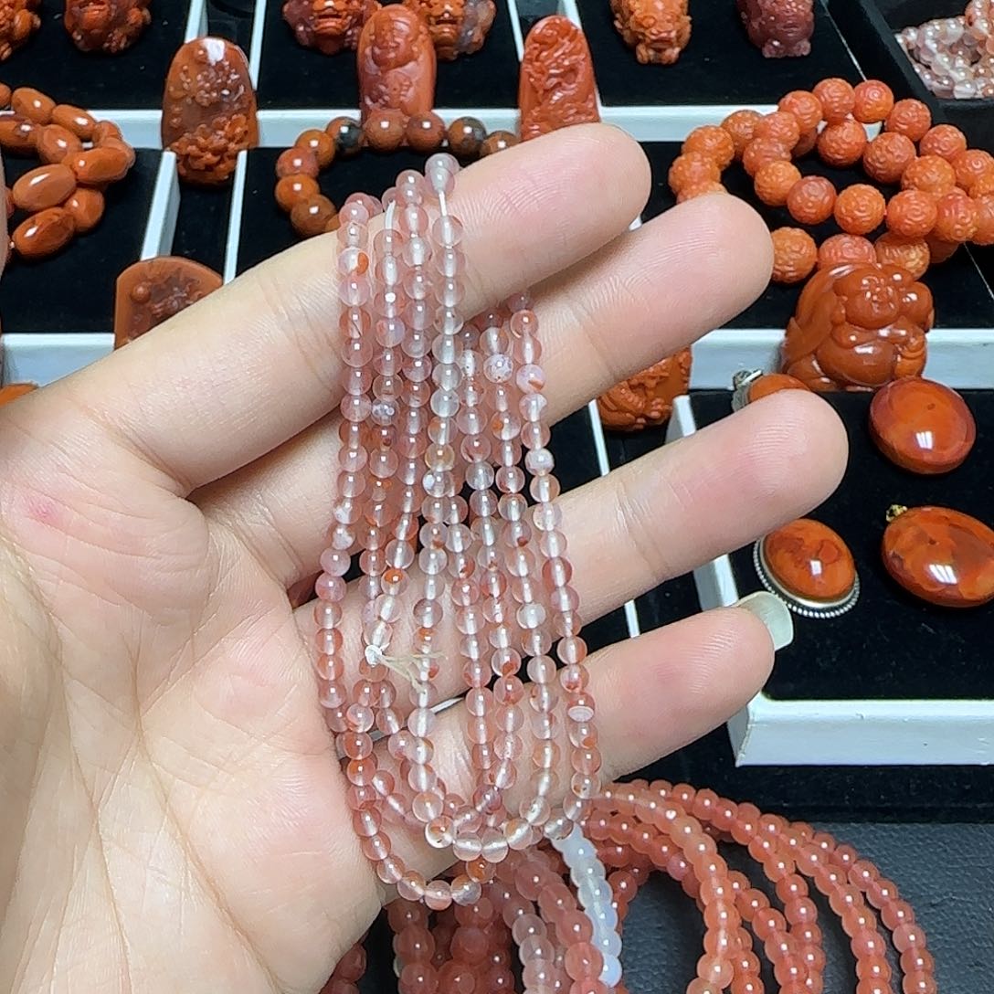 南红玛瑙未镶嵌颈饰