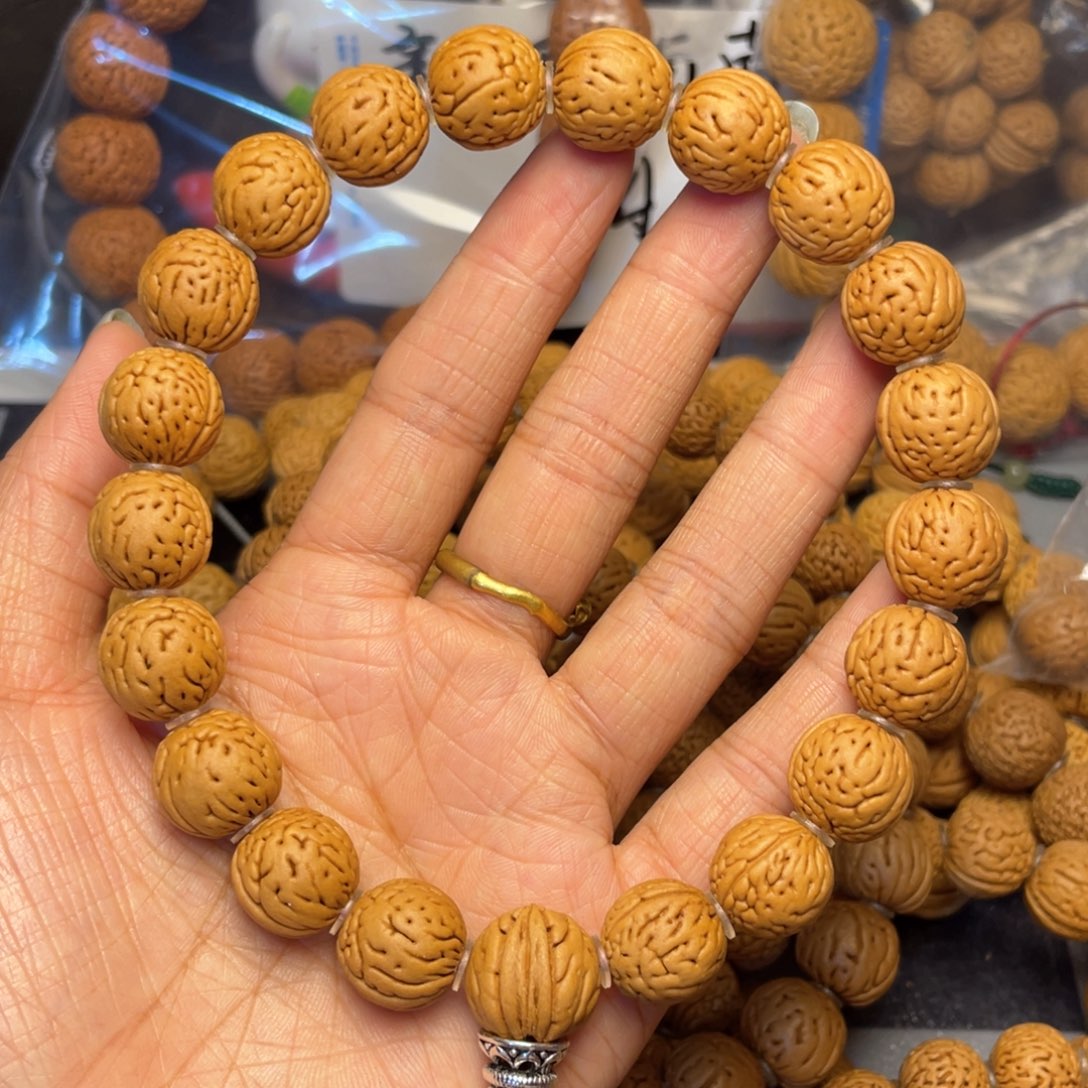 手串桃核余**忘14野生核手持