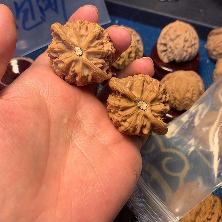 42尺全品无修桃心宫灯