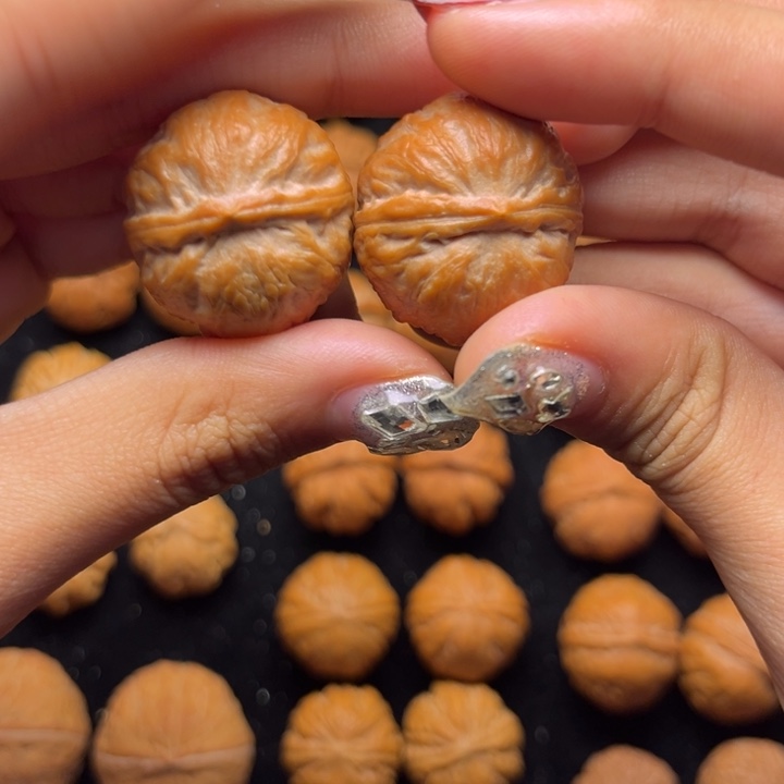 兰***-文玩核桃吊坠核桃