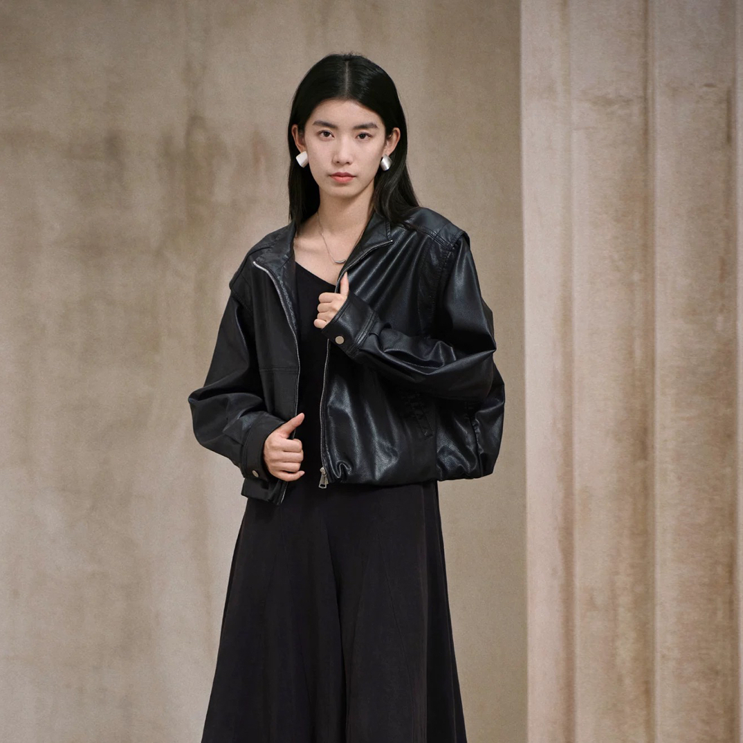 阿依莲时尚短款皮衣外套女25秋季新款可拆卸马甲上衣