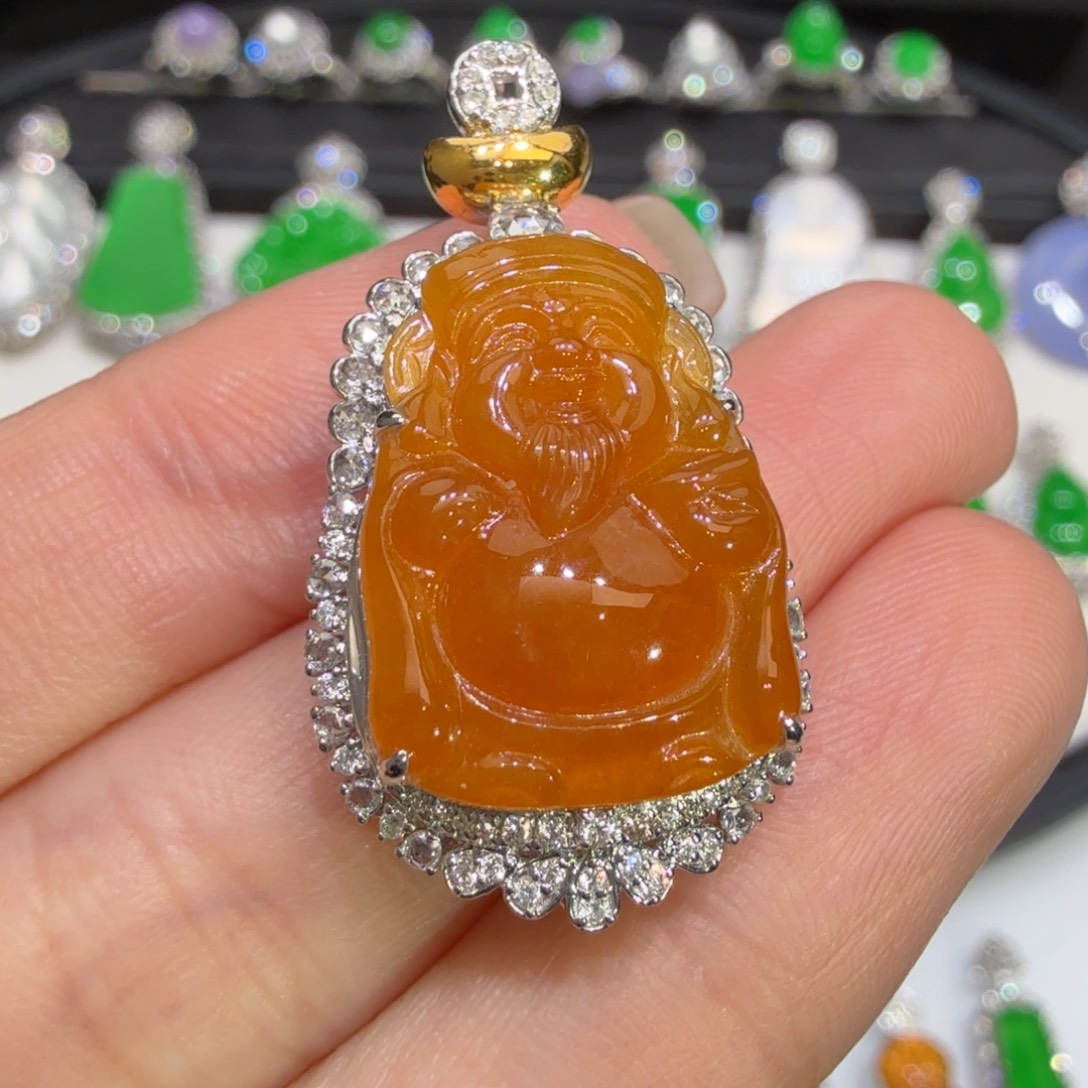 翡翠18K金镶嵌颈饰收到货48小时鉴赏期