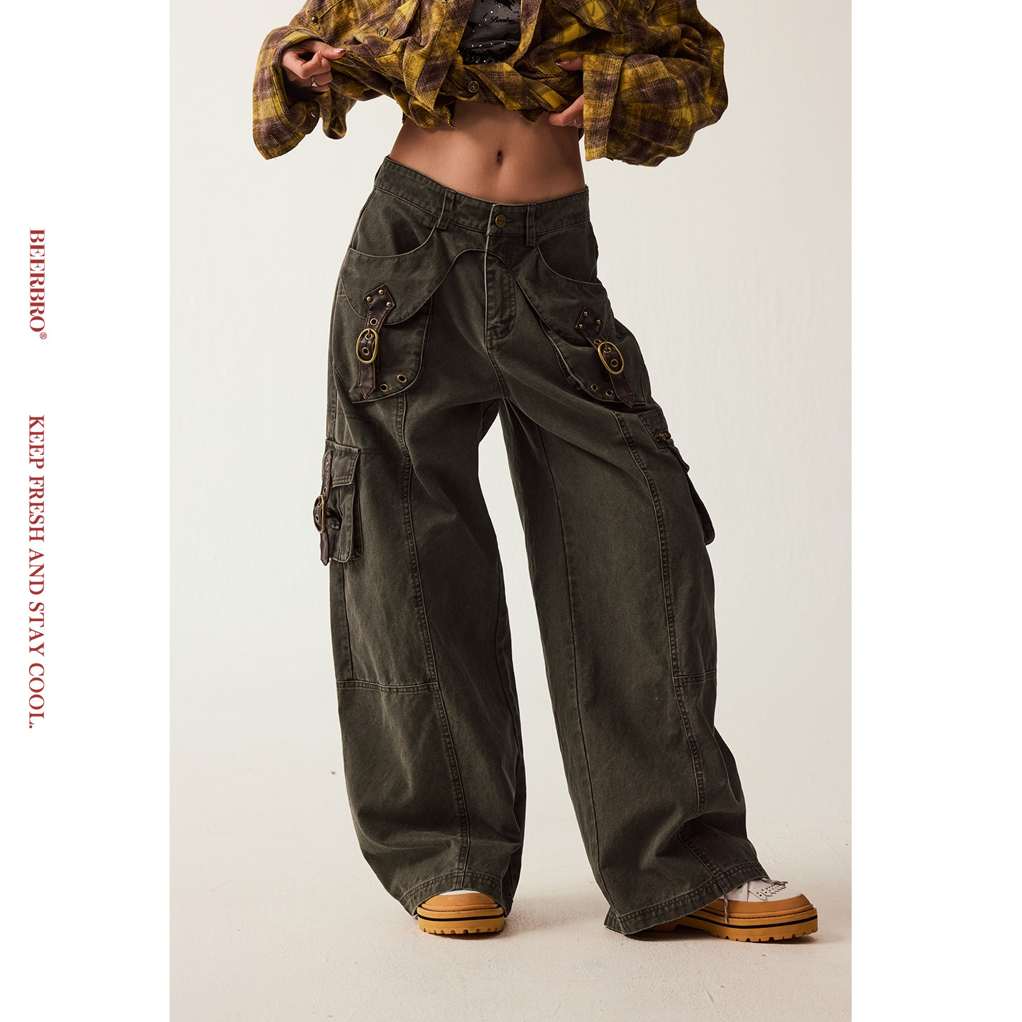 『新启旅途』细腻洗水棉贴肤舒适皮带扣工装裤BZ25DJT1740-1PT11C