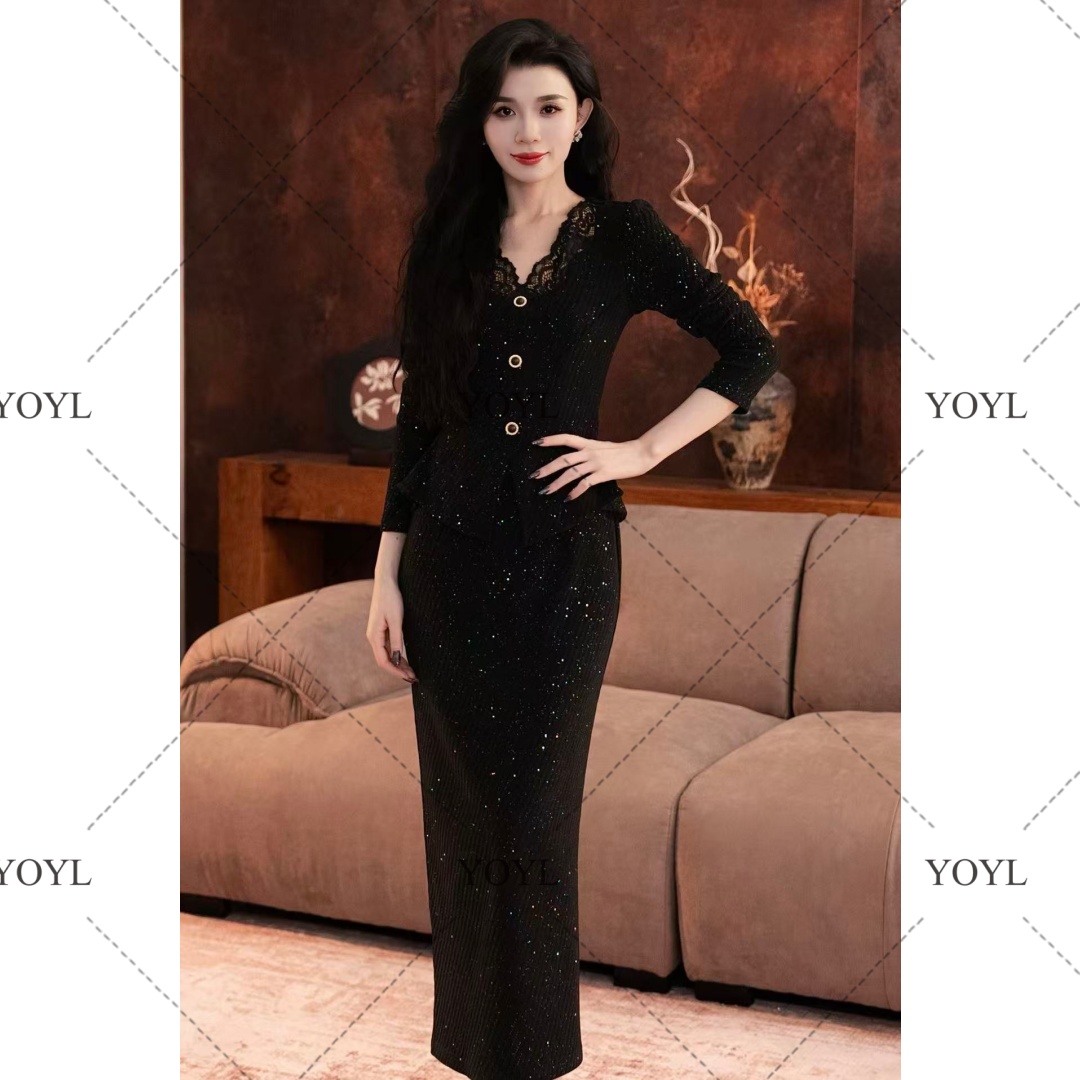 【yola】夜幕星空秋冬新款气质显瘦假两件直筒连衣裙-YL11995