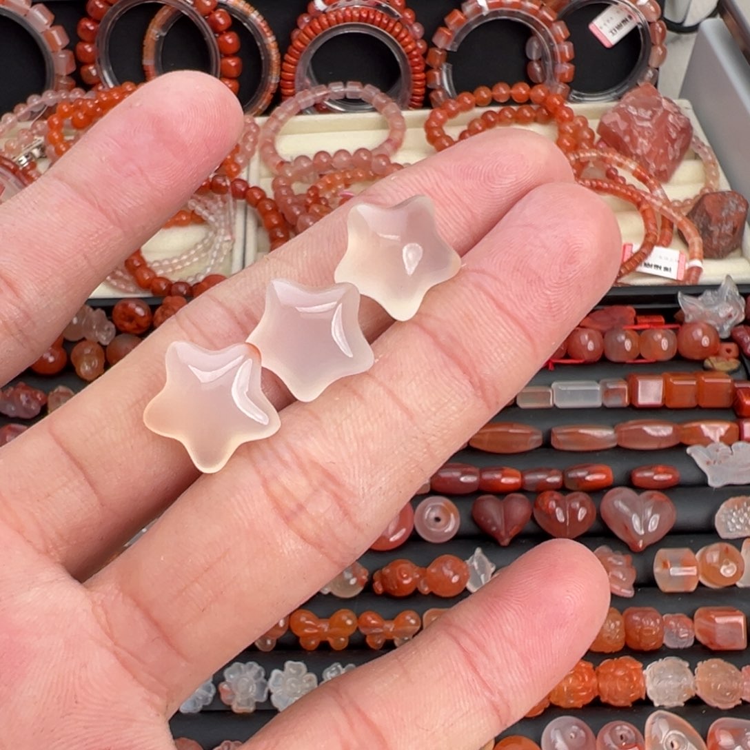 小***)南红玛瑙未镶嵌颈饰三颗