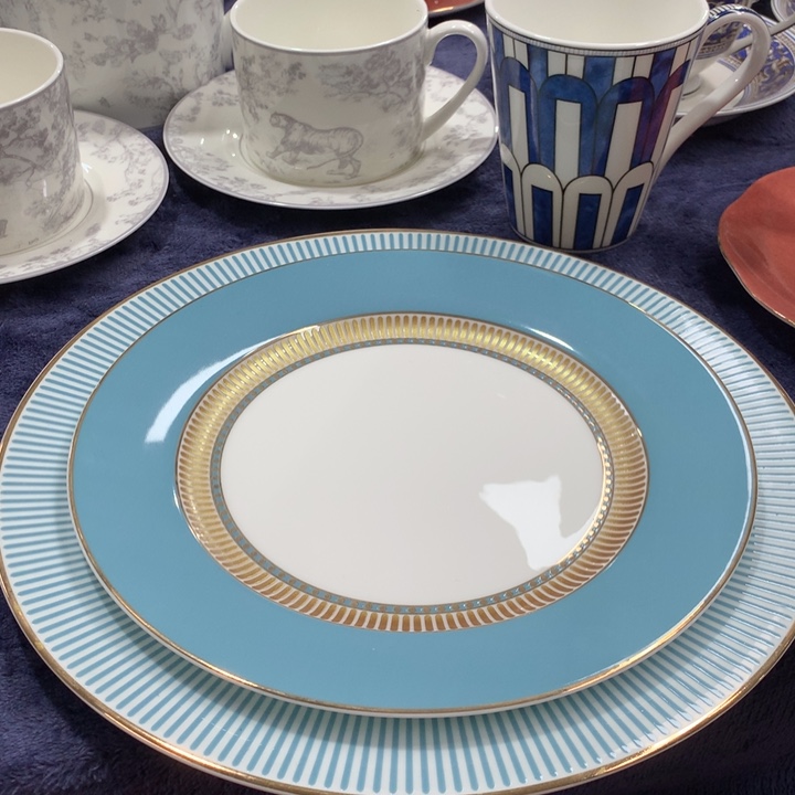 瓷片全套的都有的啊